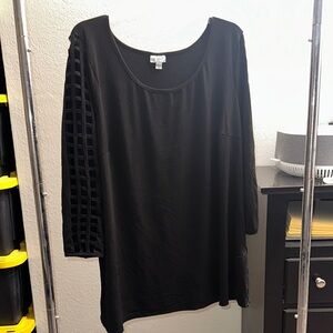 Avenue Black Women's Blouse with Textured Sleeves